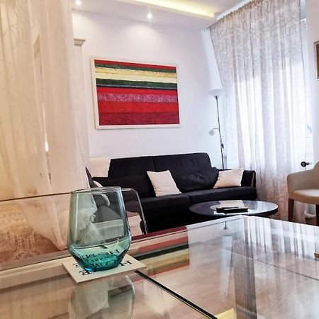 Gala City Center Apartman Belgrado Exterior foto