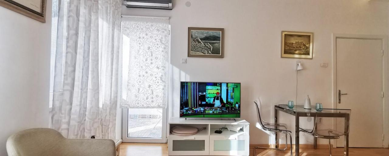 Gala City Center Apartman Belgrado Exterior foto